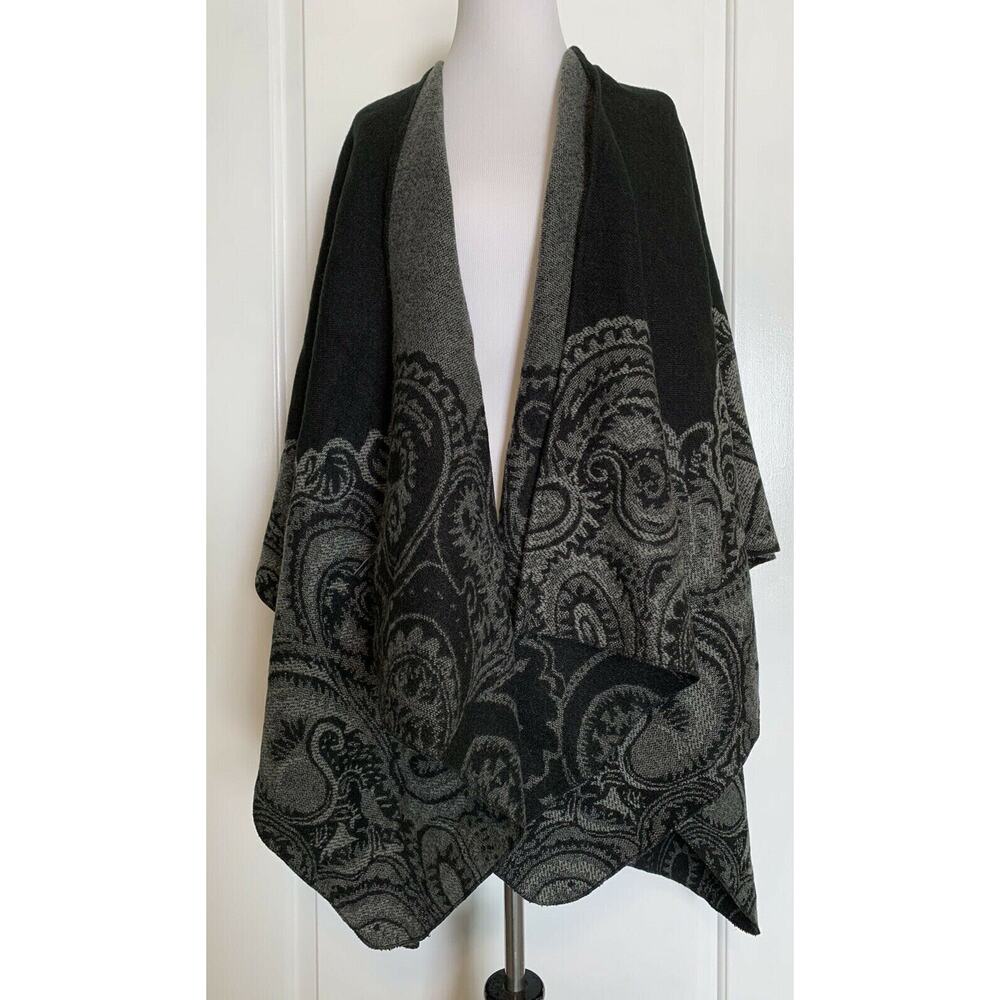 Ann Taylor Black Gray Knit Sweater Poncho Cape Wrap Reversible M